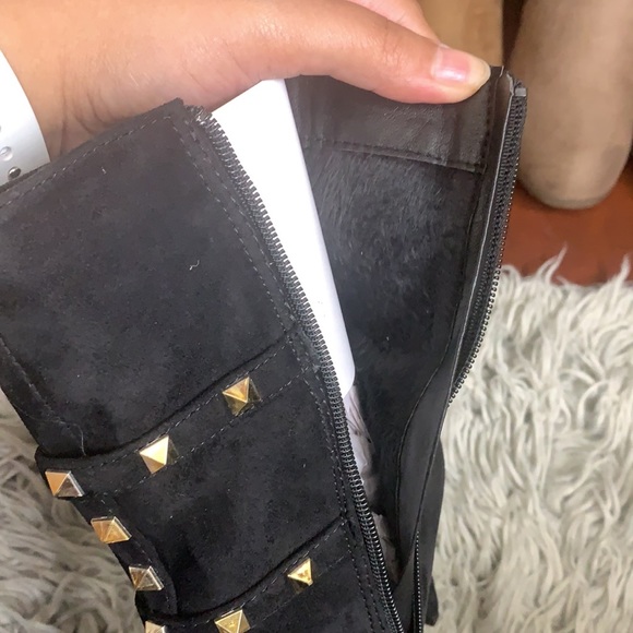 NIB Black Studded Pointy Toe Stiletto Booties - Picture 5 of 5